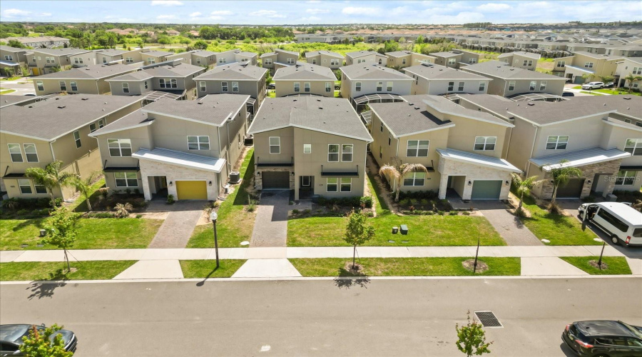 DAVENPORT, Florida 33896, 6 Bedrooms Bedrooms, ,5 BathroomsBathrooms,Residential,For Sale,PLAY THROUGH,0,MFRS5147237