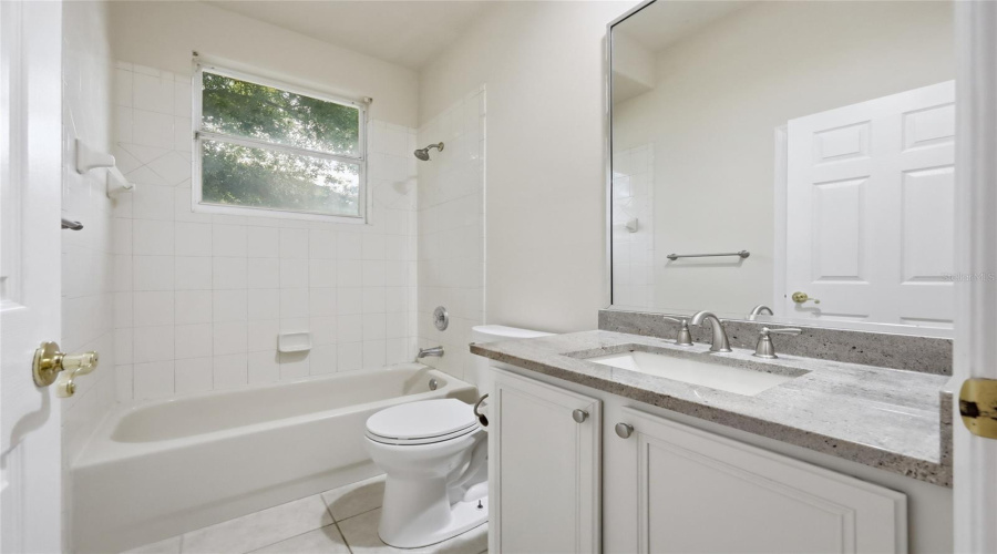 ORLANDO, Florida 32836, 5 Bedrooms Bedrooms, ,4 BathroomsBathrooms,Residential,For Sale,GIOVANA,0,MFRO6397884