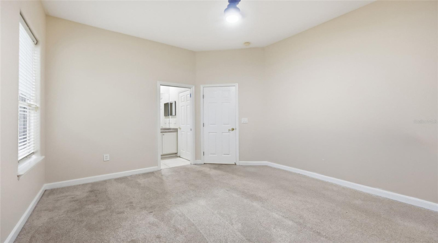 ORLANDO, Florida 32836, 5 Bedrooms Bedrooms, ,4 BathroomsBathrooms,Residential,For Sale,GIOVANA,0,MFRO6397884