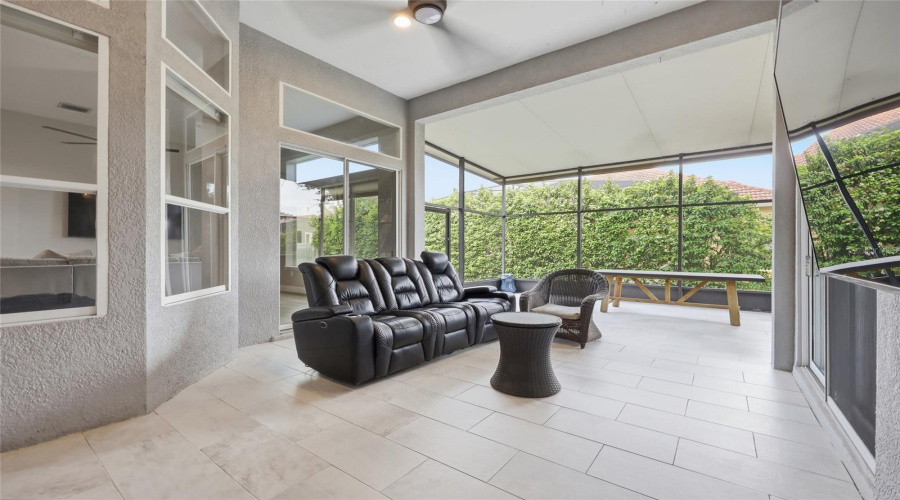 ORLANDO, Florida 32836, 5 Bedrooms Bedrooms, ,4 BathroomsBathrooms,Residential,For Sale,GIOVANA,0,MFRO6397884