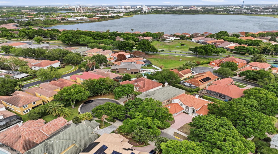 ORLANDO, Florida 32836, 5 Bedrooms Bedrooms, ,4 BathroomsBathrooms,Residential,For Sale,GIOVANA,0,MFRO6397884