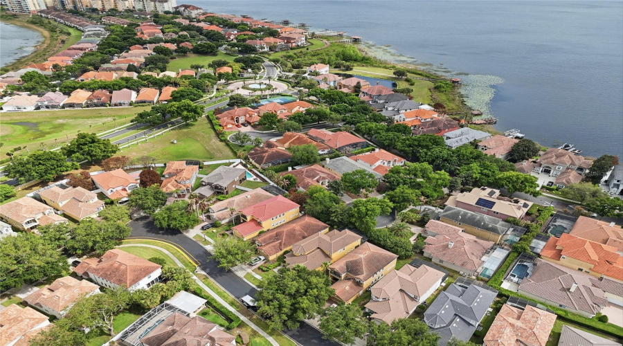 ORLANDO, Florida 32836, 5 Bedrooms Bedrooms, ,4 BathroomsBathrooms,Residential,For Sale,GIOVANA,0,MFRO6397884