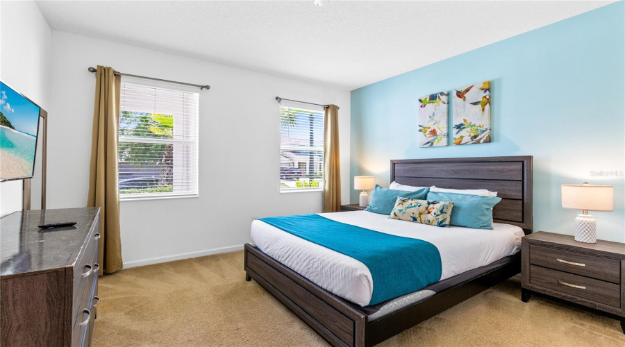 KISSIMMEE, Florida 34746, 6 Bedrooms Bedrooms, ,4 BathroomsBathrooms,Residential,For Sale,BALLO,0,MFRO6392864