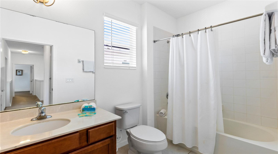 KISSIMMEE, Florida 34746, 6 Bedrooms Bedrooms, ,4 BathroomsBathrooms,Residential,For Sale,BALLO,0,MFRO6392864