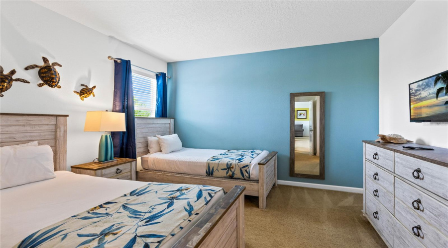 KISSIMMEE, Florida 34746, 6 Bedrooms Bedrooms, ,4 BathroomsBathrooms,Residential,For Sale,BALLO,0,MFRO6392864