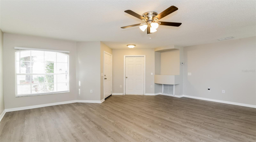 DAVENPORT, Florida 33837, 4 Bedrooms Bedrooms, ,2 BathroomsBathrooms,Residential,For Sale,ROYAL RIDGE,0,MFRC7524634