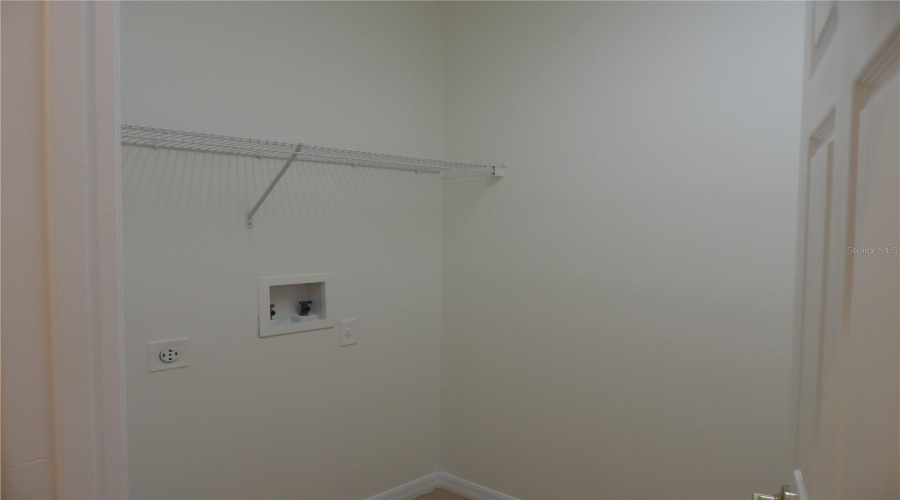 KISSIMMEE, Florida 34746, 4 Bedrooms Bedrooms, ,3 BathroomsBathrooms,Residential,For Sale,LUTZA,0,MFRS5142987