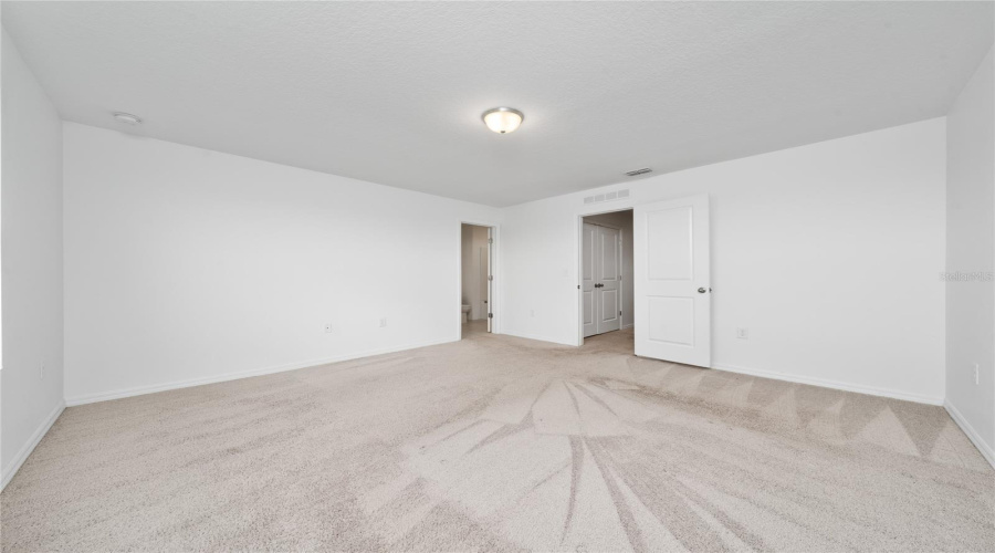 DAVENPORT, Florida 33837, 3 Bedrooms Bedrooms, ,2 BathroomsBathrooms,Residential,For Sale,MANDOVI,0,MFRO6383333