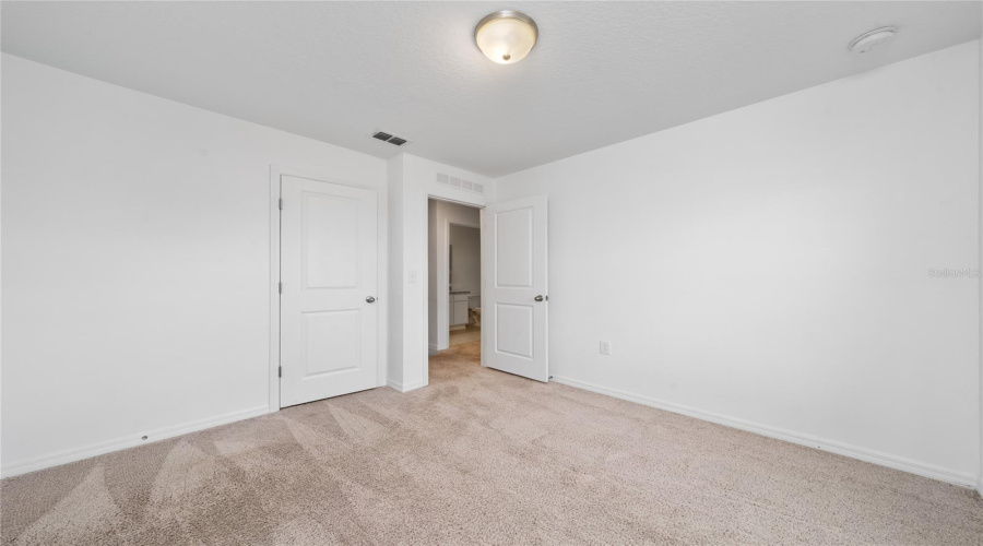 DAVENPORT, Florida 33837, 3 Bedrooms Bedrooms, ,2 BathroomsBathrooms,Residential,For Sale,MANDOVI,0,MFRO6383333