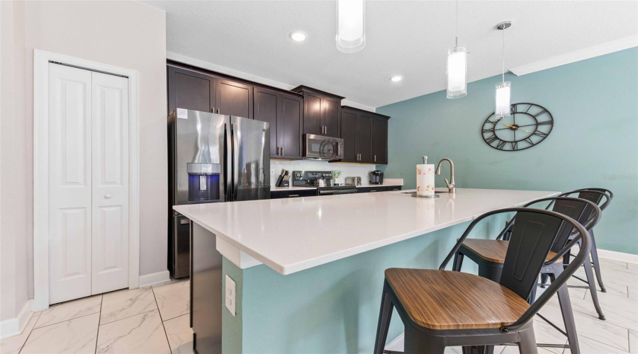 DAVENPORT, Florida 33896, 4 Bedrooms Bedrooms, ,3 BathroomsBathrooms,Residential,For Sale,LEADER,0,MFRO6397909