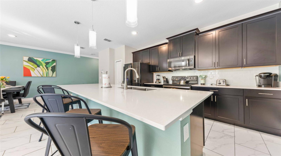 DAVENPORT, Florida 33896, 4 Bedrooms Bedrooms, ,3 BathroomsBathrooms,Residential,For Sale,LEADER,0,MFRO6397909