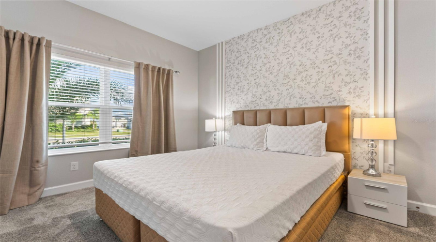 DAVENPORT, Florida 33896, 4 Bedrooms Bedrooms, ,3 BathroomsBathrooms,Residential,For Sale,LEADER,0,MFRO6397909