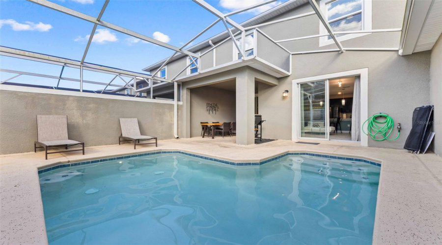 DAVENPORT, Florida 33896, 4 Bedrooms Bedrooms, ,3 BathroomsBathrooms,Residential,For Sale,LEADER,0,MFRO6397909