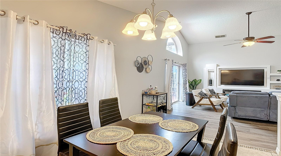 KISSIMMEE, Florida 34746, 3 Bedrooms Bedrooms, ,2 BathroomsBathrooms,Residential,For Sale,CUMBRIAN LAKES,0,MFRO6381359