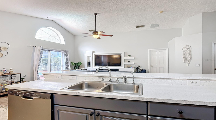 KISSIMMEE, Florida 34746, 3 Bedrooms Bedrooms, ,2 BathroomsBathrooms,Residential,For Sale,CUMBRIAN LAKES,0,MFRO6381359