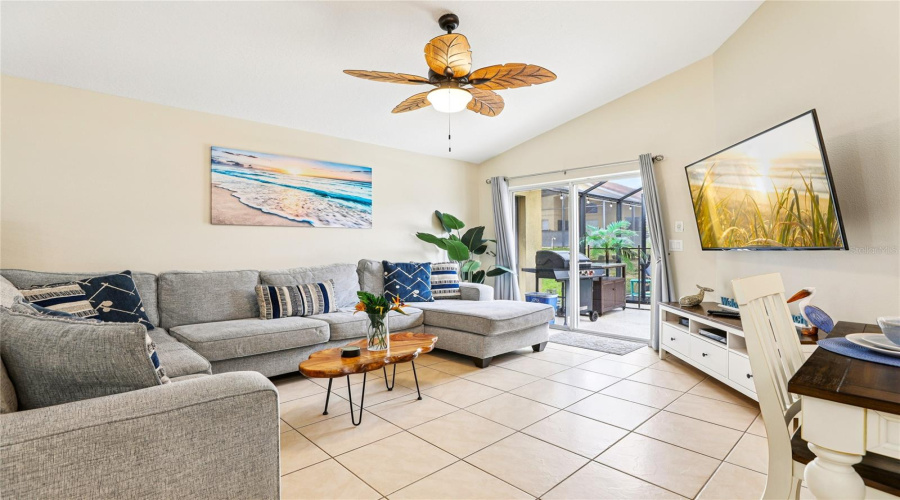 DAVENPORT, Florida 33837, 4 Bedrooms Bedrooms, ,3 BathroomsBathrooms,Residential,For Sale,ROSSO,0,MFRTB8496479