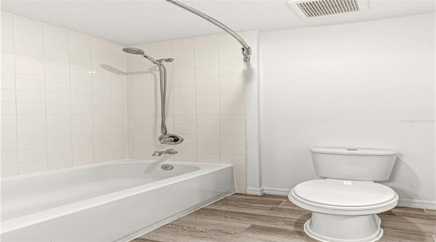 DAVENPORT, Florida 33896, 3 Bedrooms Bedrooms, ,2 BathroomsBathrooms,Residential,For Sale,BENOI,0,MFRO6398238