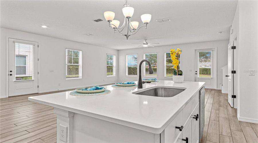 DAVENPORT, Florida 33896, 3 Bedrooms Bedrooms, ,2 BathroomsBathrooms,Residential,For Sale,BENOI,0,MFRO6398238