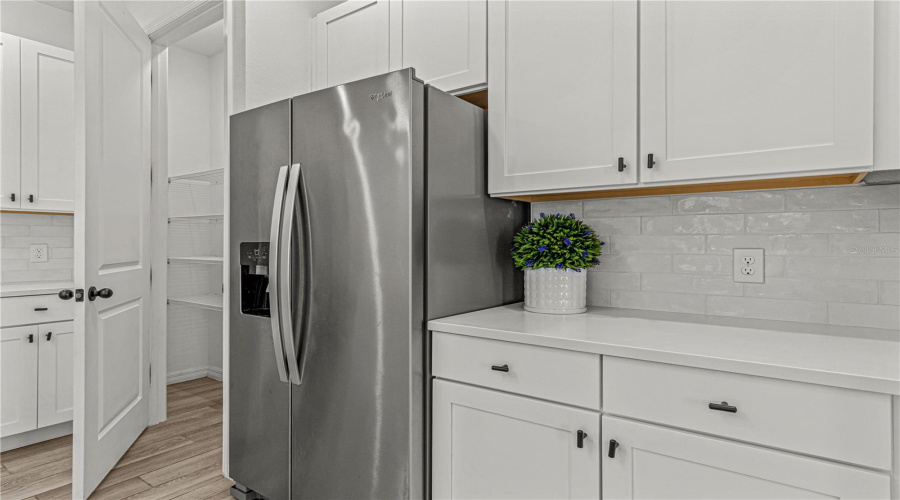 DAVENPORT, Florida 33896, 3 Bedrooms Bedrooms, ,2 BathroomsBathrooms,Residential,For Sale,BENOI,0,MFRO6398238