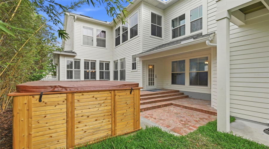 KISSIMMEE, Florida 34747, 6 Bedrooms Bedrooms, ,4 BathroomsBathrooms,Residential,For Sale,RUSH,0,MFRO6394888