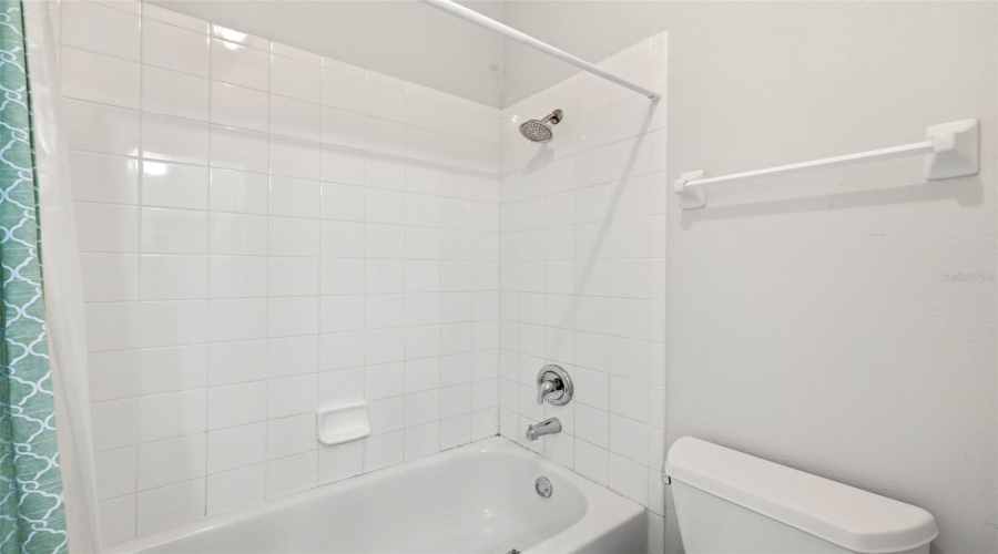 KISSIMMEE, Florida 34747, 6 Bedrooms Bedrooms, ,4 BathroomsBathrooms,Residential,For Sale,RUSH,0,MFRO6394888