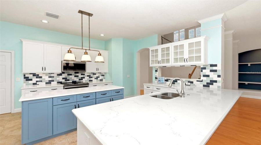 KISSIMMEE, Florida 34747, 6 Bedrooms Bedrooms, ,4 BathroomsBathrooms,Residential,For Sale,RUSH,0,MFRO6394888