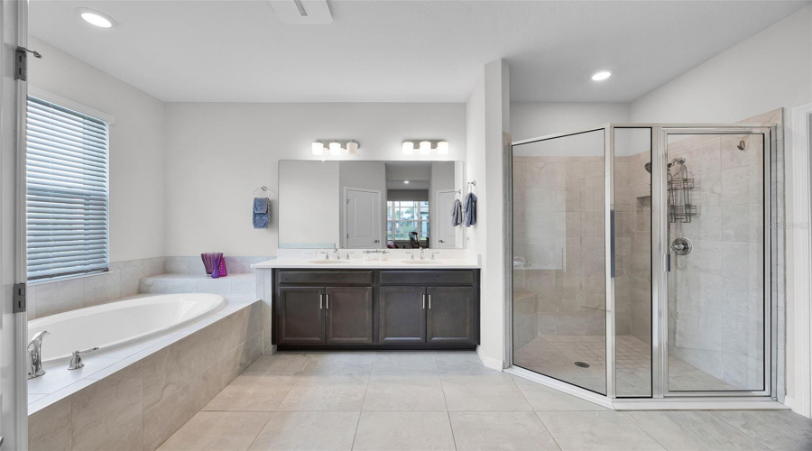 KISSIMMEE, Florida 34746, 3 Bedrooms Bedrooms, ,2 BathroomsBathrooms,Residential,For Sale,GOBLET COVE,0,MFRS5147557