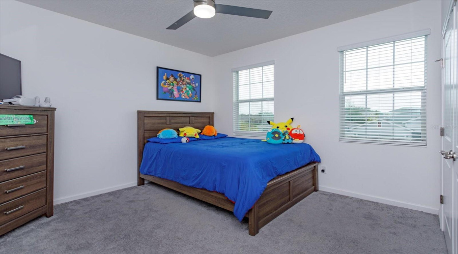 DAVENPORT, Florida 33837, 4 Bedrooms Bedrooms, ,2 BathroomsBathrooms,Residential,For Sale,YORKDALE,0,MFRO6397138