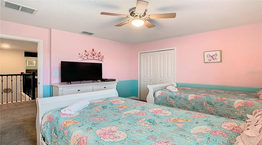 DAVENPORT, Florida 33896, 8 Bedrooms Bedrooms, ,5 BathroomsBathrooms,Residential,For Sale,OCEAN COURSE,0,MFRO6390864