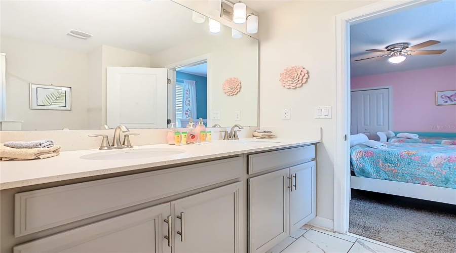 DAVENPORT, Florida 33896, 8 Bedrooms Bedrooms, ,5 BathroomsBathrooms,Residential,For Sale,OCEAN COURSE,0,MFRO6390864