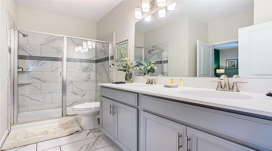 DAVENPORT, Florida 33896, 8 Bedrooms Bedrooms, ,5 BathroomsBathrooms,Residential,For Sale,OCEAN COURSE,0,MFRO6390864