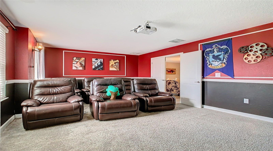 DAVENPORT, Florida 33896, 8 Bedrooms Bedrooms, ,5 BathroomsBathrooms,Residential,For Sale,OCEAN COURSE,0,MFRO6390864