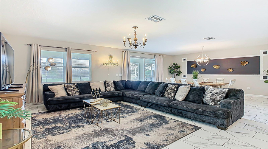 DAVENPORT, Florida 33896, 8 Bedrooms Bedrooms, ,5 BathroomsBathrooms,Residential,For Sale,OCEAN COURSE,0,MFRO6390864