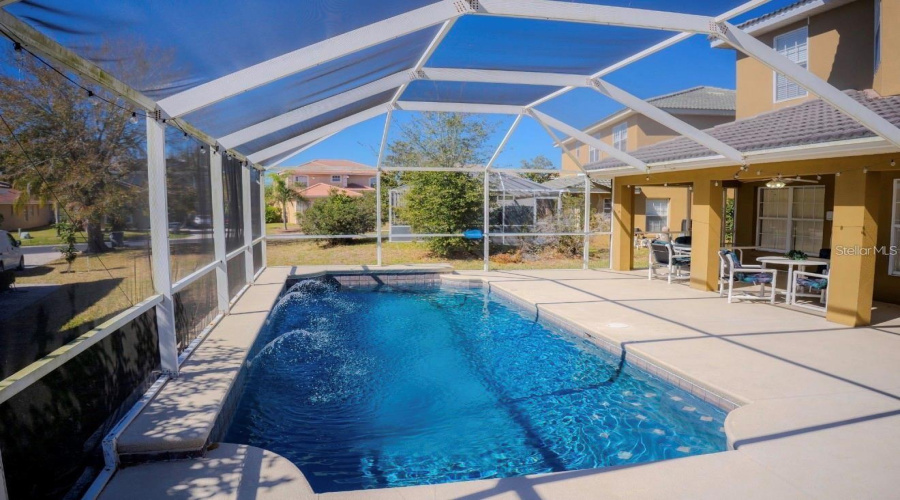 DAVENPORT, Florida 33897, 4 Bedrooms Bedrooms, ,4 BathroomsBathrooms,Residential,For Sale,VISTA,0,MFRS5147371