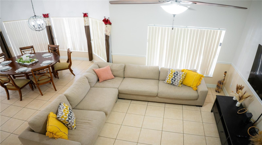 DAVENPORT, Florida 33897, 4 Bedrooms Bedrooms, ,4 BathroomsBathrooms,Residential,For Sale,VISTA,0,MFRS5147371