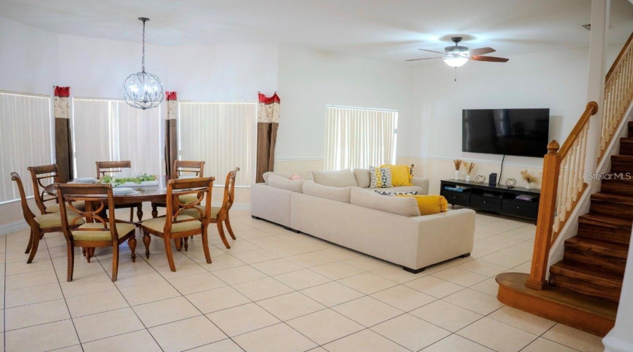 DAVENPORT, Florida 33897, 4 Bedrooms Bedrooms, ,4 BathroomsBathrooms,Residential,For Sale,VISTA,0,MFRS5147371