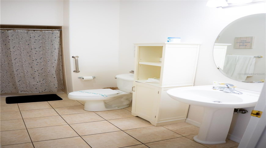 DAVENPORT, Florida 33897, 4 Bedrooms Bedrooms, ,4 BathroomsBathrooms,Residential,For Sale,VISTA,0,MFRS5147371