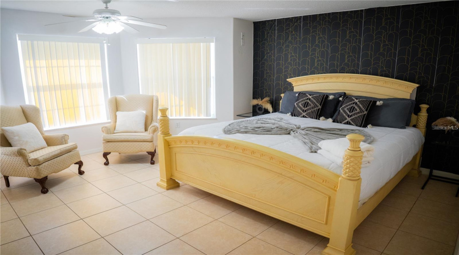 DAVENPORT, Florida 33897, 4 Bedrooms Bedrooms, ,4 BathroomsBathrooms,Residential,For Sale,VISTA,0,MFRS5147371