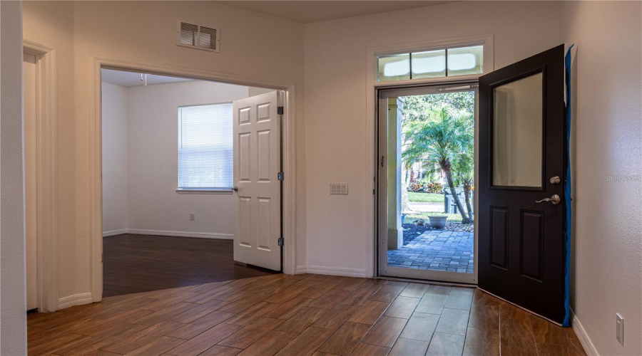 DAVENPORT, Florida 33837, 2 Bedrooms Bedrooms, ,2 BathroomsBathrooms,Residential,For Sale,CADIZ,0,MFRO6398281