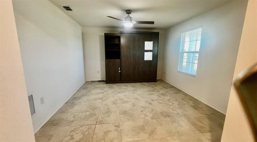 Flex space without furniture