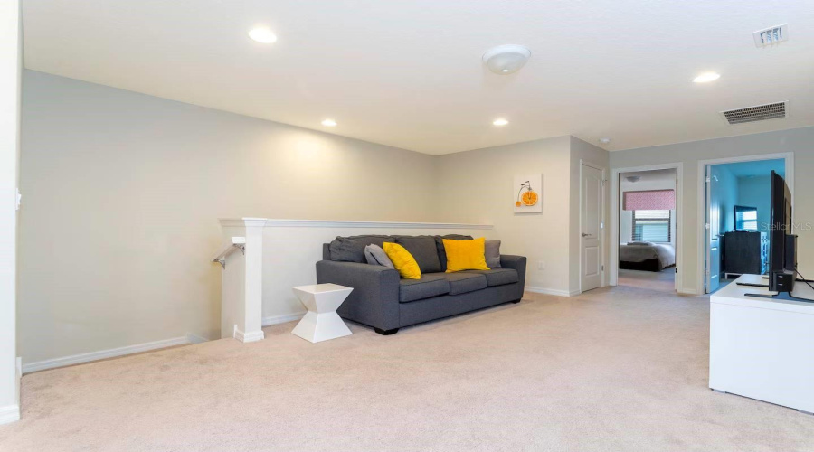 KISSIMMEE, Florida 34747, 5 Bedrooms Bedrooms, ,4 BathroomsBathrooms,Residential,For Sale,DUBAI,0,MFRO6398120