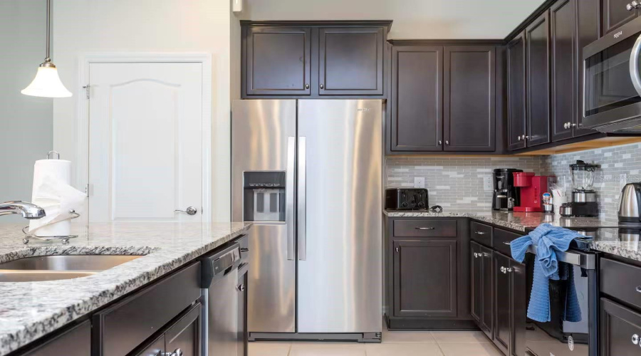 KISSIMMEE, Florida 34747, 5 Bedrooms Bedrooms, ,4 BathroomsBathrooms,Residential,For Sale,DUBAI,0,MFRO6398120