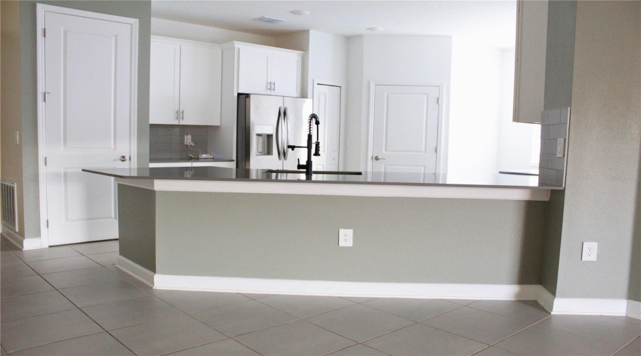 DAVENPORT, Florida 33837, 4 Bedrooms Bedrooms, ,2 BathroomsBathrooms,Residential,For Sale,WANDSWORTH,0,MFRO6398217