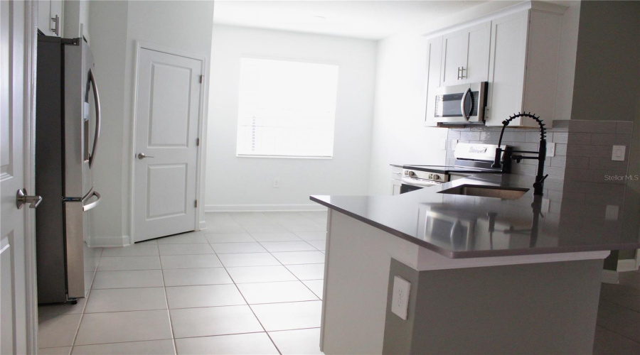 DAVENPORT, Florida 33837, 4 Bedrooms Bedrooms, ,2 BathroomsBathrooms,Residential,For Sale,WANDSWORTH,0,MFRO6398217