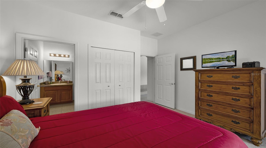 DAVENPORT, Florida 33897, 5 Bedrooms Bedrooms, ,4 BathroomsBathrooms,Residential,For Sale,HIGHGATE PARK,0,MFRS5131672