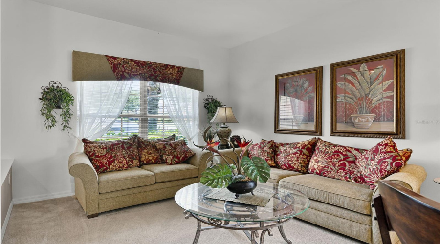 DAVENPORT, Florida 33897, 5 Bedrooms Bedrooms, ,4 BathroomsBathrooms,Residential,For Sale,HIGHGATE PARK,0,MFRS5131672