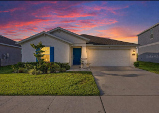 DAVENPORT, Florida 33837, 3 Bedrooms Bedrooms, ,2 BathroomsBathrooms,Residential,For Sale,DARING,0,MFRO6398297