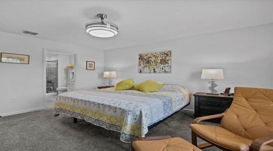 DAVENPORT, Florida 33837, 3 Bedrooms Bedrooms, ,2 BathroomsBathrooms,Residential,For Sale,DARING,0,MFRO6398297