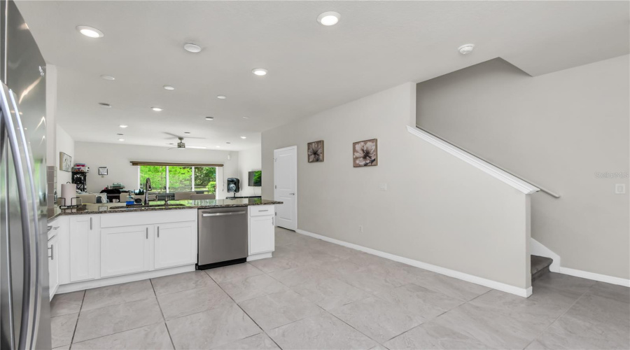 KISSIMMEE, Florida 34746, 3 Bedrooms Bedrooms, ,2 BathroomsBathrooms,Residential,For Sale,BUENA VIEW,0,MFRS5147668