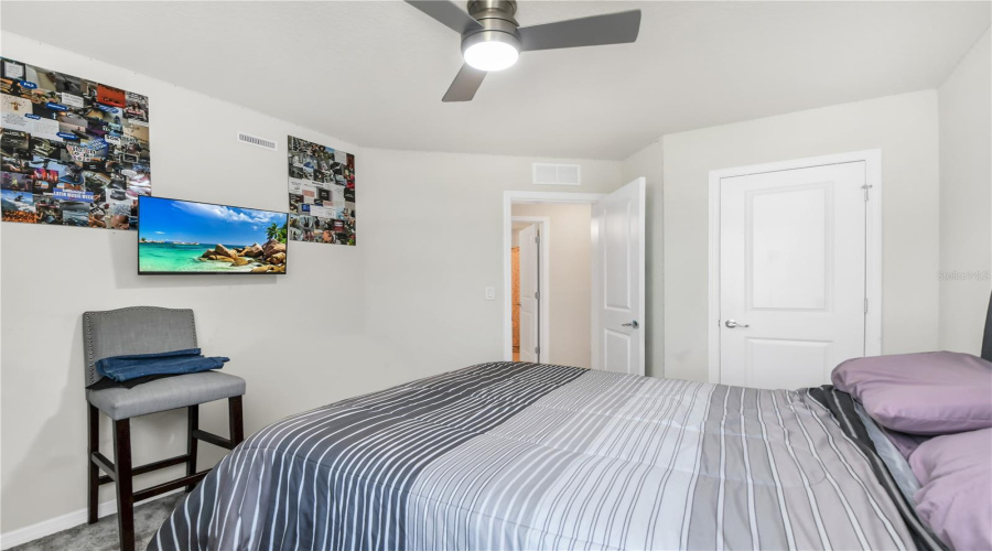 KISSIMMEE, Florida 34746, 3 Bedrooms Bedrooms, ,2 BathroomsBathrooms,Residential,For Sale,BUENA VIEW,0,MFRS5147668